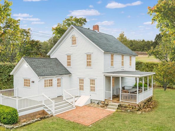 45 W Neck Road, Shelter Island NY 11964