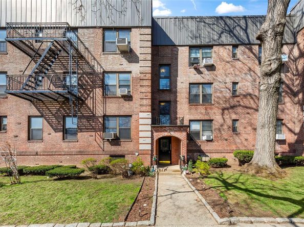 2220 78th Street A3, Astoria NY 11370