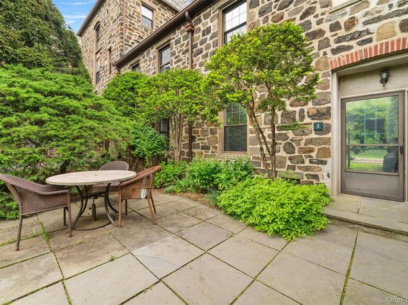 341 Furnace Dock Rd 5, Cortlandt Manor NY 10567
