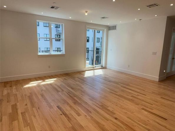 104 Stockton Street 6, Brooklyn NY 11206