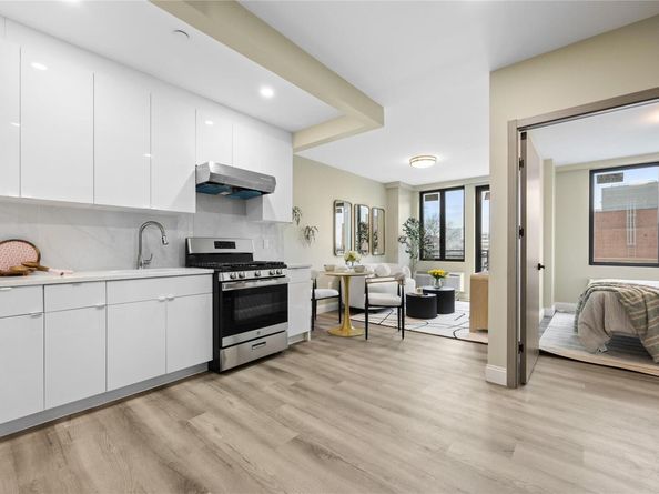 163-07 72nd Ave 4H, Fresh Meadows NY 11365