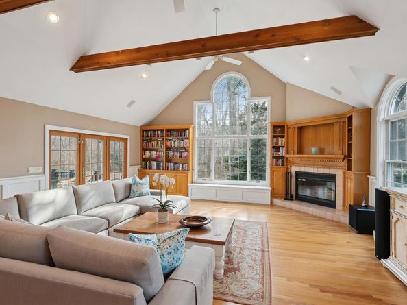 31 Tredwell Lane, Sag Harbor NY 11963
