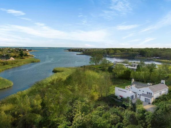 53 Bay Avenue, Water Mill NY 11976