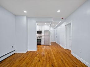25-25 Newtown Avenue 4D, Astoria NY 11102