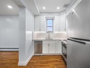 25-25 Newtown Avenue 4D, Astoria NY 11102