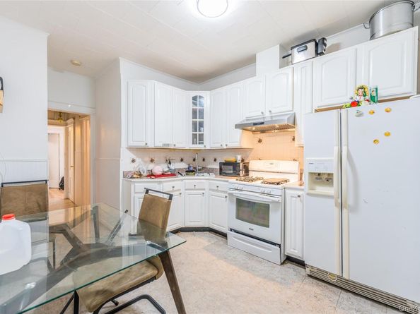 78-24 68th Road, Middle Village NY 11379