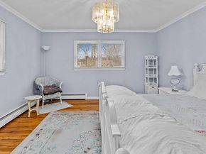 39 Sherwood Road, Hampton Bays NY 11946