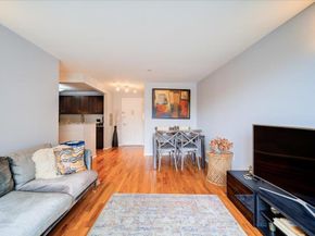 150 Featherbed Lane 4B, Bronx NY 10452