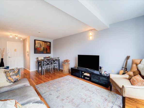 150 Featherbed Lane 4B, Bronx NY 10452
