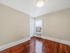 10 Leach Street, Lynbrook NY 11563