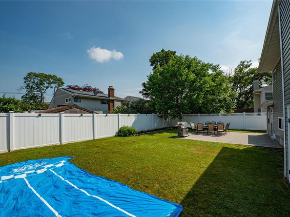 17 Abbott Street, West Babylon NY 11704