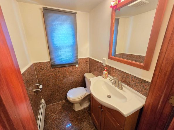 7610 174th Street, Fresh Meadows NY 11366