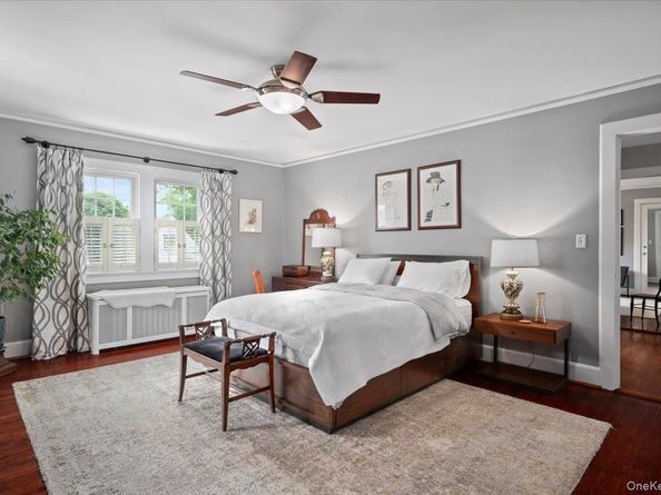 400 Manor Ridge Road, Pelham NY 10803