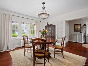 400 Manor Ridge Road, Pelham NY 10803