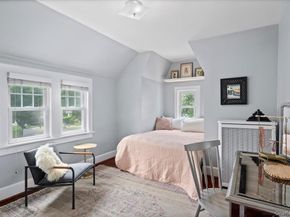 400 Manor Ridge Road, Pelham NY 10803