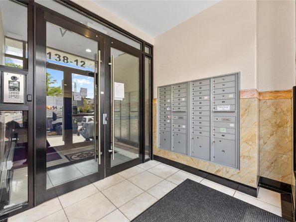 138-12 Northern Blvd 3E, Flushing NY 11354