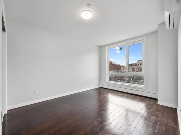 138-12 Northern Blvd 3E, Flushing NY 11354