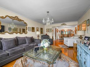 211-40 18th Avenue 4A, Bayside NY 11360