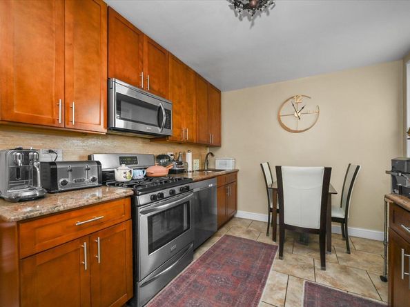 211-40 18th Avenue 4A, Bayside NY 11360