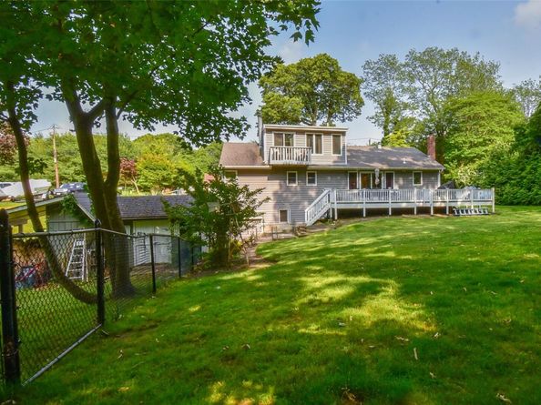 5 Dartmouth Road, Shoreham NY 11786