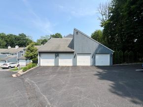 13 Timber Ridge, Mount Kisco NY 10549