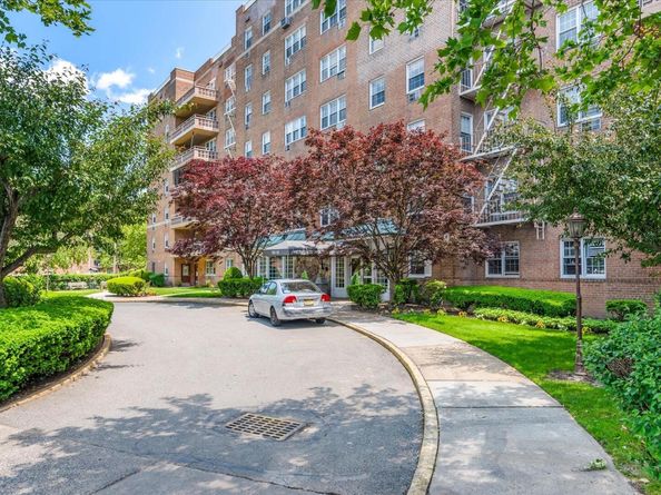 151-15 84th Street 1F, Howard Beach NY 11414
