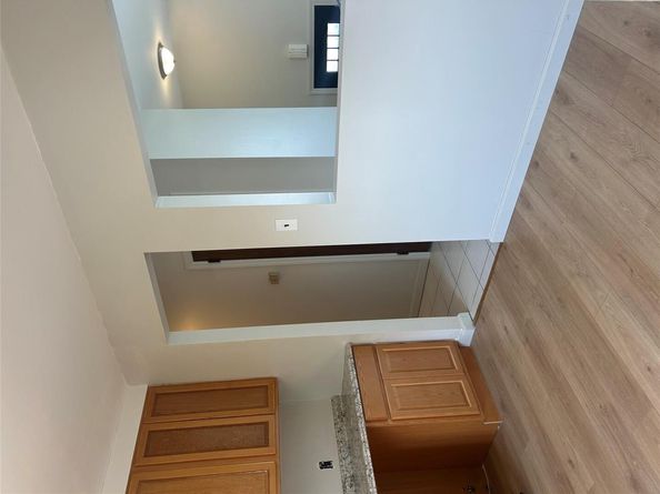 635 S Wellwood Avenue, Lindenhurst NY 11757