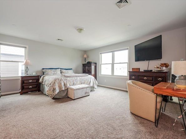 360 E Hudson Street, Long Beach NY 11561