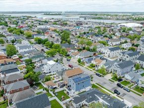 360 E Hudson Street, Long Beach NY 11561