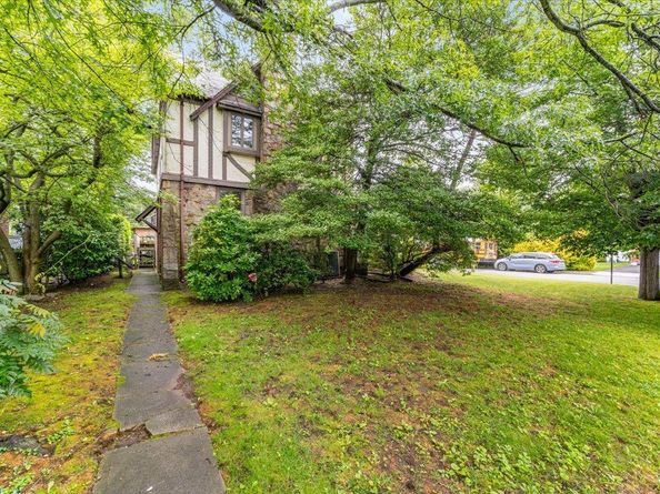 369 Longacre Avenue, Woodmere NY 11598