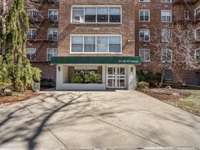 211-40 18 Avenue 4K, Bayside NY 11360