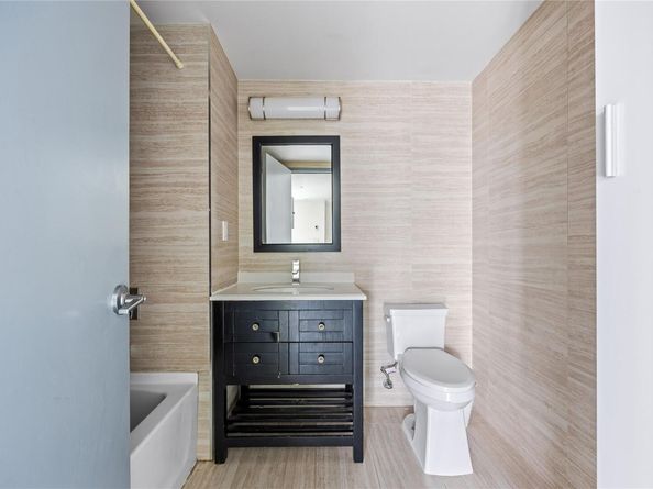 35-08 146 Street 2B, Flushing NY 11354