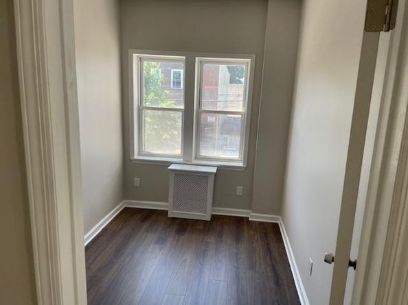 2010 Hobart Avenue, Bronx NY 10461