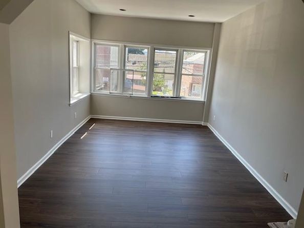 2010 Hobart Avenue, Bronx NY 10461