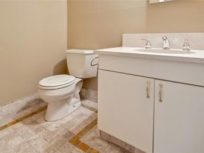 34 Montauk Highway 2, Westhampton NY 11977
