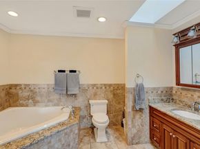 34 Montauk Highway 2, Westhampton NY 11977