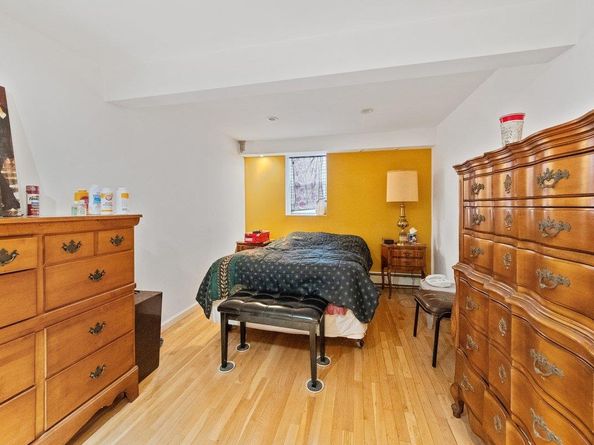 30 College Place, Yonkers NY 10704