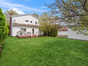 44 Netz Place, Albertson NY 11507
