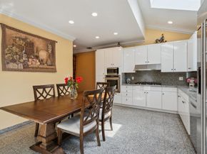44 Netz Place, Albertson NY 11507