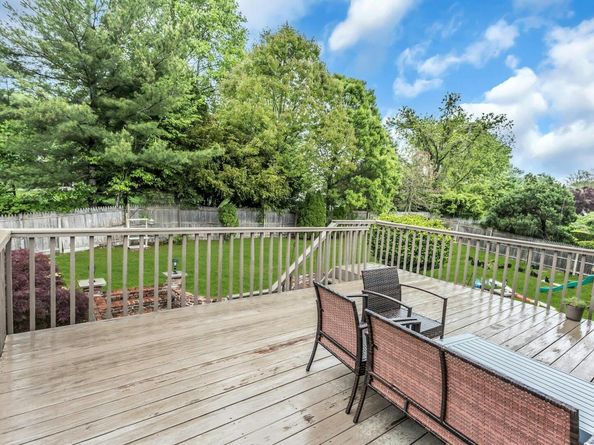 1 Valley Forge Drive, Wheatley Heights NY 11798