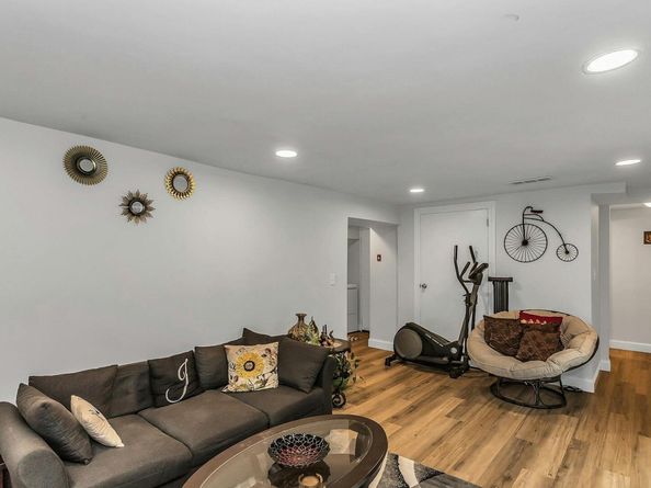 1 Valley Forge Drive, Wheatley Heights NY 11798