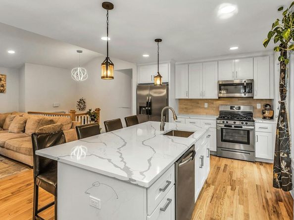 1 Valley Forge Drive, Wheatley Heights NY 11798