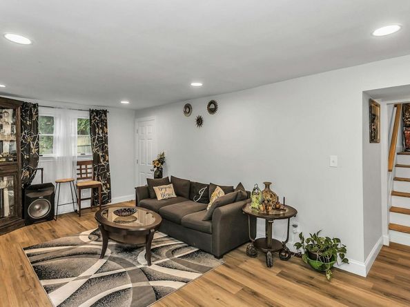 1 Valley Forge Drive, Wheatley Heights NY 11798