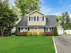 20 Robert Road, Glen Cove NY 11542