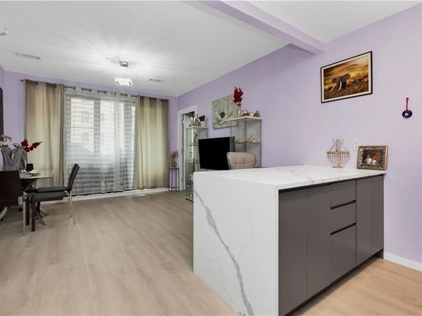 15 W End Avenue 3F, Brooklyn NY 11235