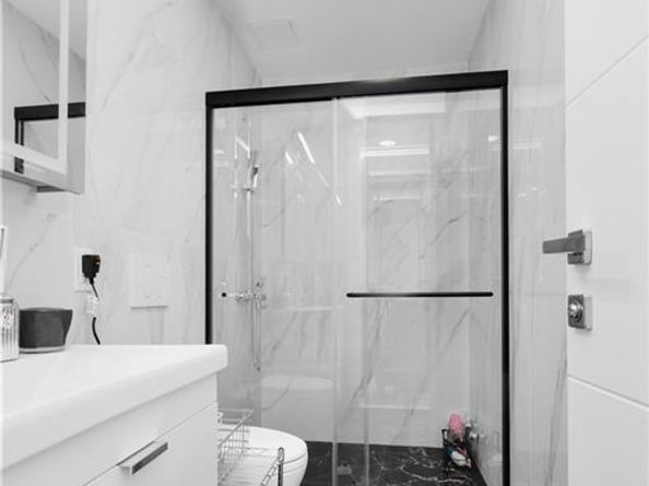 15 W End Avenue 3F, Brooklyn NY 11235
