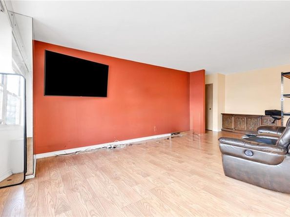 2940 W 5th Street 2B, Brooklyn NY 11224