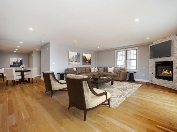 661 W Broadway 302, Long Beach NY 11561