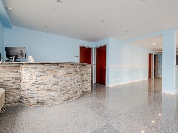 661 W Broadway 304, Long Beach NY 11561