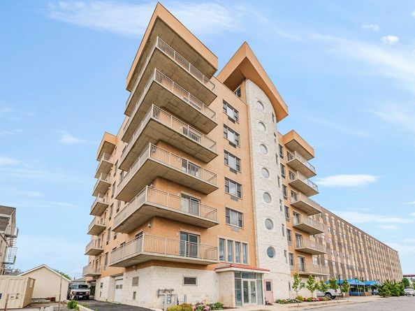 661 W Broadway 304, Long Beach NY 11561